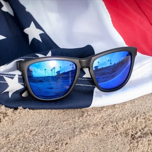 premiums-sunglasses-black-moonshine