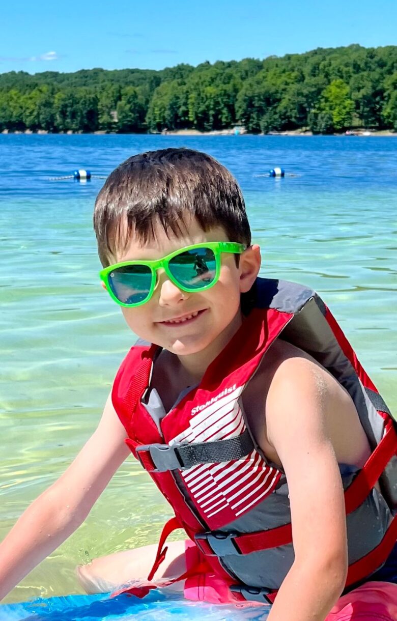 green-slime-sunglasses-sunlovers