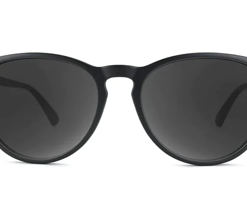 affordable-sunglasses-black-on-black-smoke-maitais-front_cd42014b-dd32-44e5-b2c6-39af895ecccb