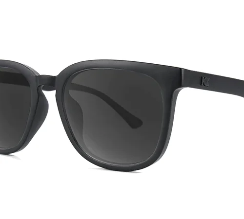 affordable-sunglasses-black-on-black-smoke-pasorobles-threequarter_5136b94a-2b8e-443a-b404-7bfac506562d