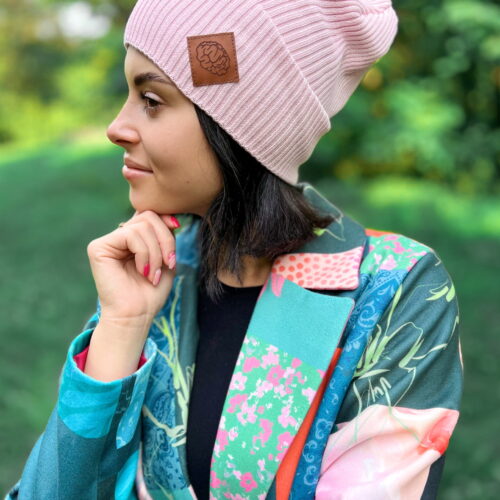 dluga-rozowa-bawelniana-czapka-slouchy-jesienna