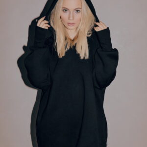 Bluza damska oversize z kapturem czarna Lemme